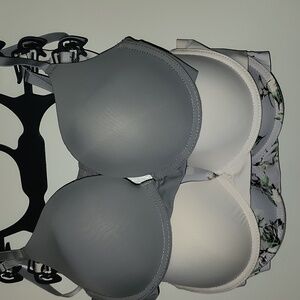 NWT Vince Camuto Gentle lift bra 3 pack